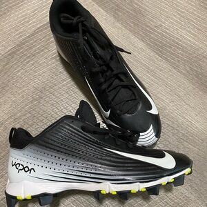 Mens Baseball Cleats